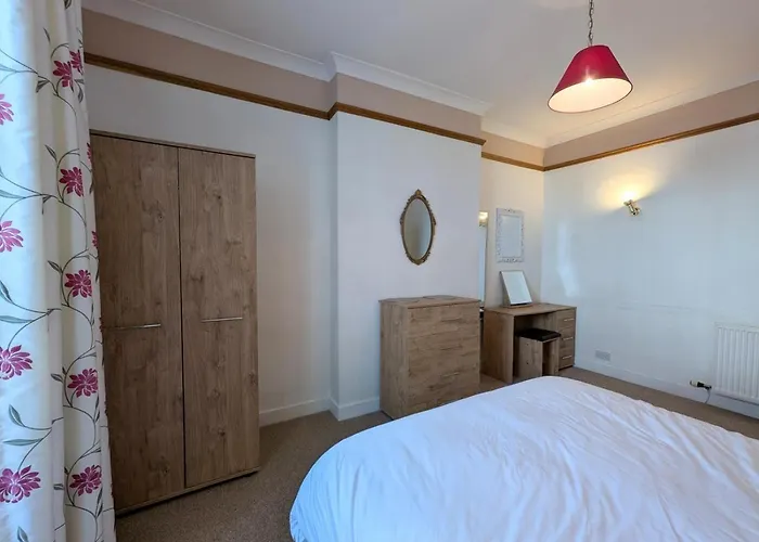 3 Bed In Sz187 Semesterbostad